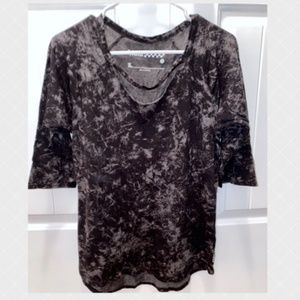 VANS OFF THE WALL BLACK CUTOUT SCOOP NECK XL